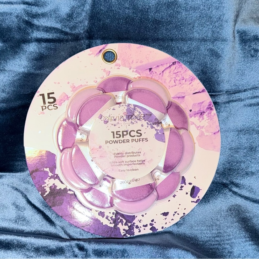 Olivia Rose 15-Piece Purple Powder Puffs for Flawless Application